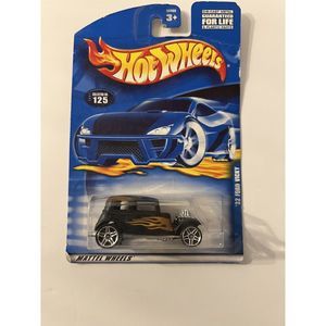 Hot Wheels 2001 Collector #125 '32 Ford Vicky Black Flames Tampo Mattel Hot Rod